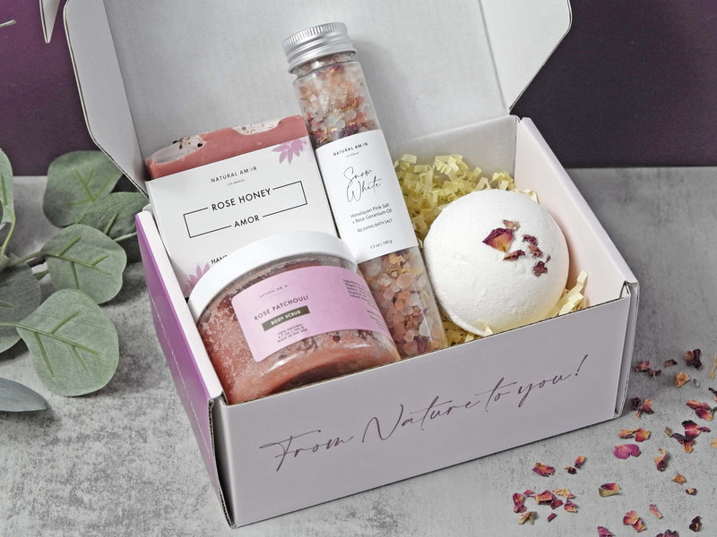 Mother's Embrace gift box