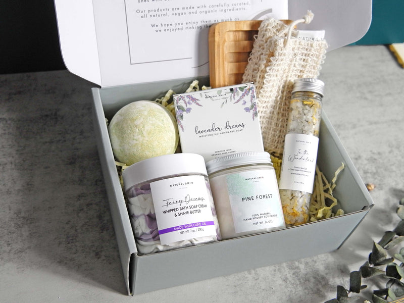 Cozy Holiday Spa Gift Box| Thank you gift |Gift Basket for Women| Thanksgiving Gift| Christmas